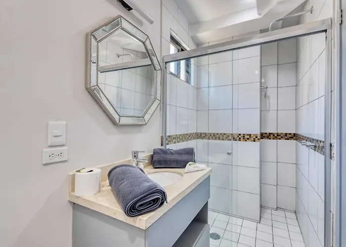 Loft Close To The Ocean With Rooftop Infinity Pool, Balcony & Gym - Dog-friendly Ferienhaus *