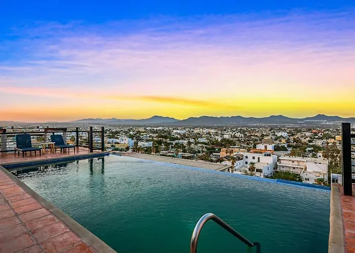 Ferienhaus Loft Close To The Ocean With Rooftop Infinity Pool, Balcony & Gym - Dog-friendly