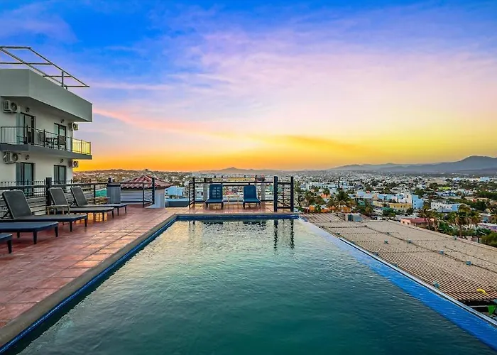 Loft Close To The Ocean With Rooftop Infinity Pool, Balcony & Gym - Dog-friendly * Cabo San Lucas