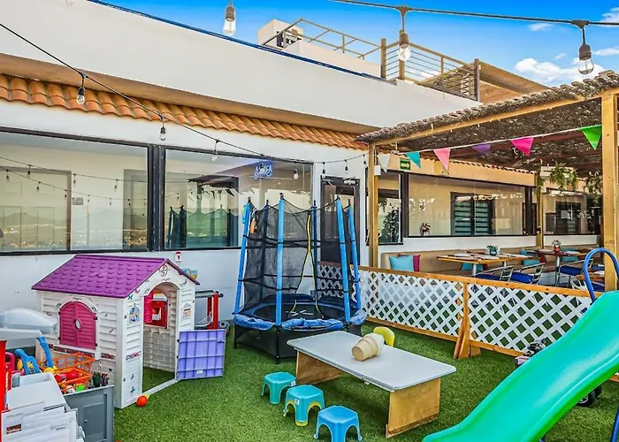 Loft Close To The Ocean With Rooftop Infinity Pool, Balcony & Gym - Dog-friendly Ferienhaus
